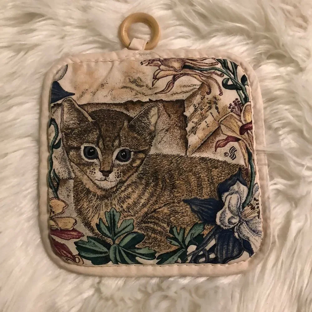 Cat Kitchen Linens - Dish Towels and Potholders -Two Matching Sets
